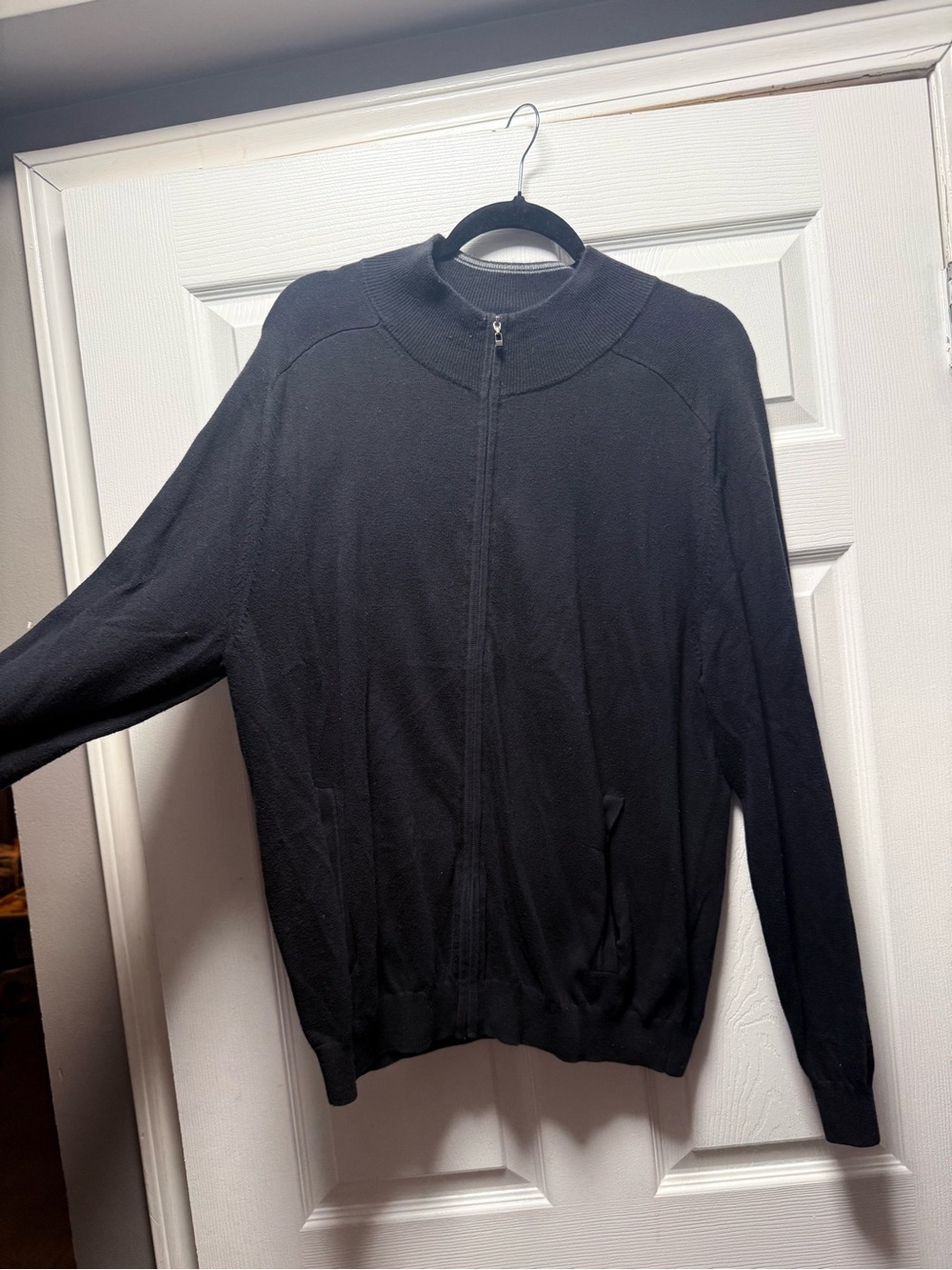 Eddie Bauer Men’s Black Full-Zip Sweater
